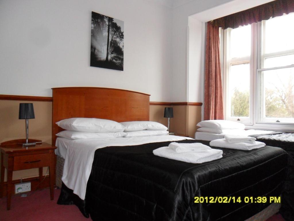 Thorpe Lodge Hotel 피터버러 객실 사진